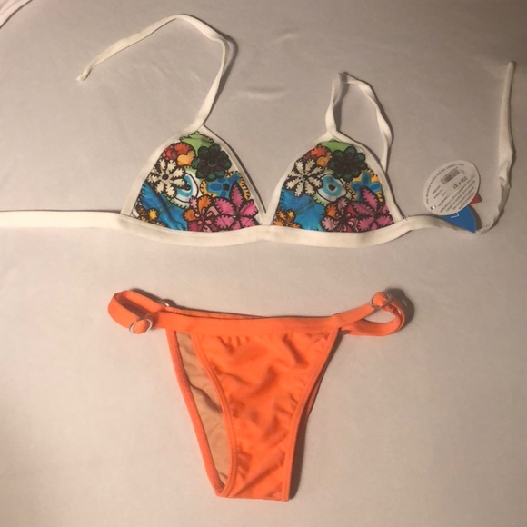 Brazilian bikini - Picture 1 of 1